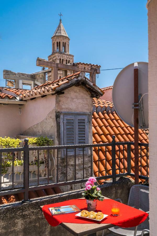 Rooftop City View Apartment In The Palace Walls Split Zewnętrze zdjęcie